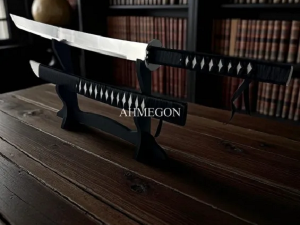 Katana Beyaz 70 cm – Zarafet ve Gücün Simgesi